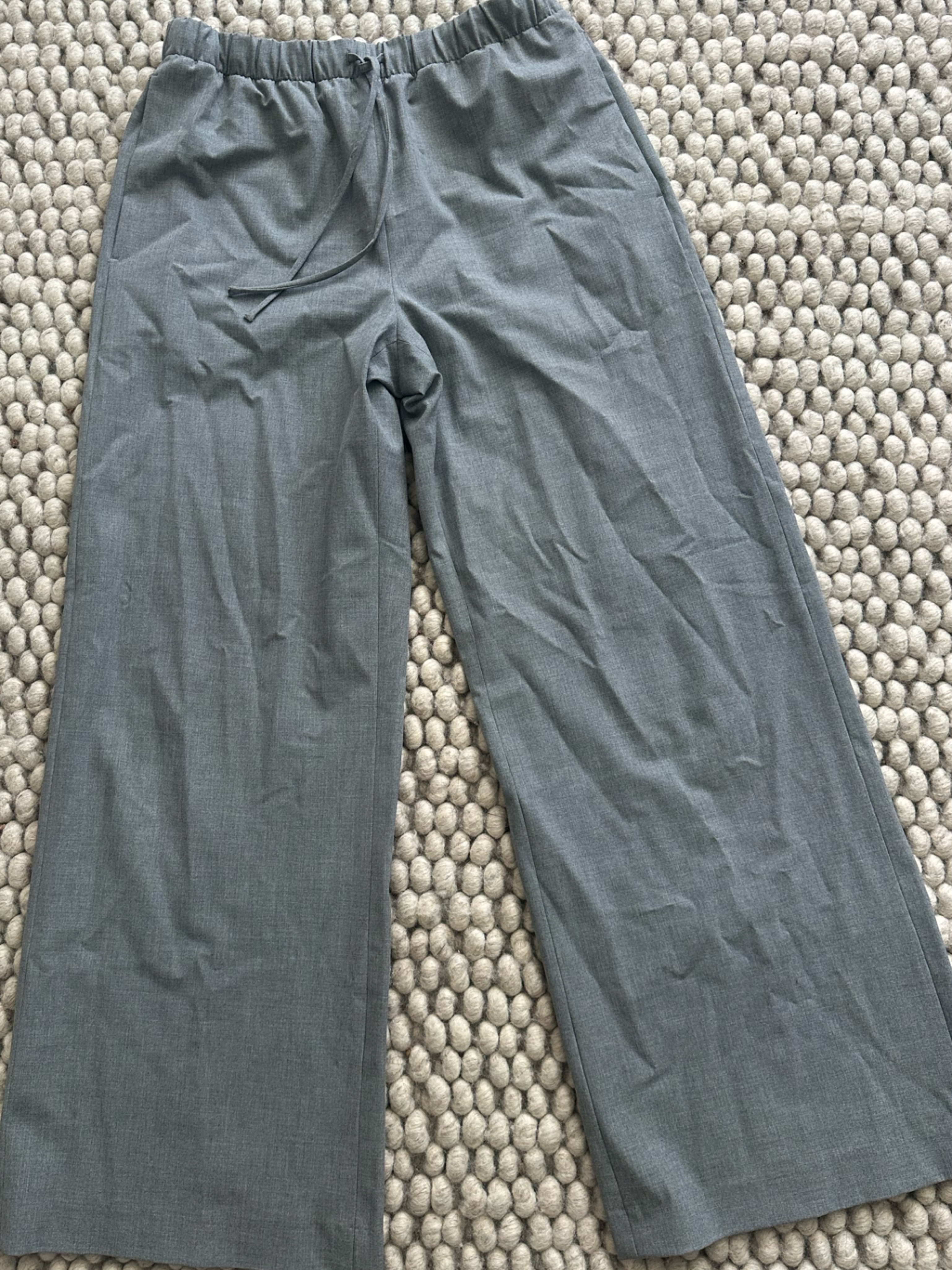 Aritzia Wide Leg Drawstring Trousers In Gray